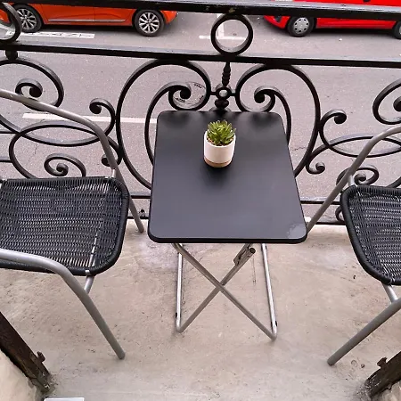 Chez Muriel,t2 De Charme, Parc Ste Marie, Thermal, Mon Desert Apartamento