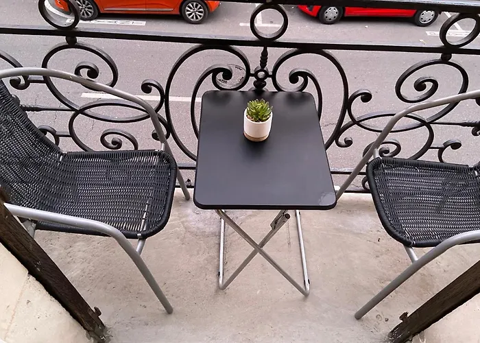 Chez Muriel,t2 De Charme, Parc Ste Marie, Thermal, Mon Désert Apartamento